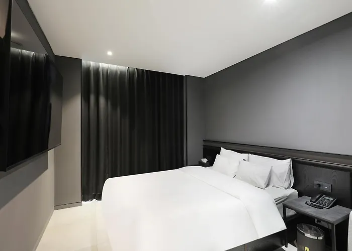 The Designers Premier Seongsu And Konkuk Univ Hotel 2*