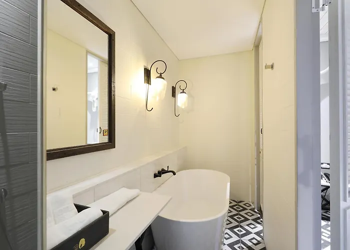 Hotel The Designers Premier Seongsu And Konkuk Univ 2*